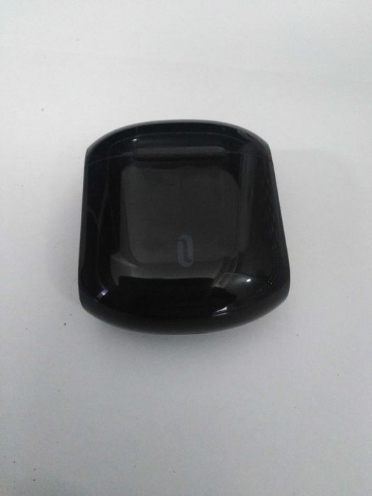 Caixa de carregamento para fones - Airpods.