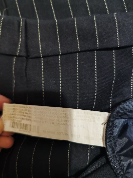 Calças pretas com riscas brancas XS da Bershka