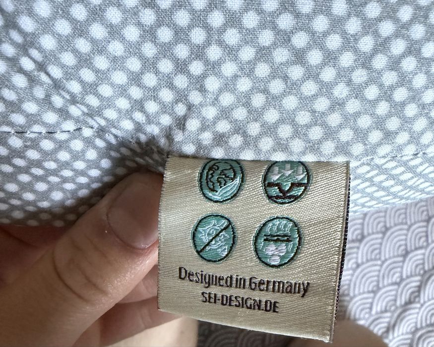 Подушка для годування Sei Design антиалергенна