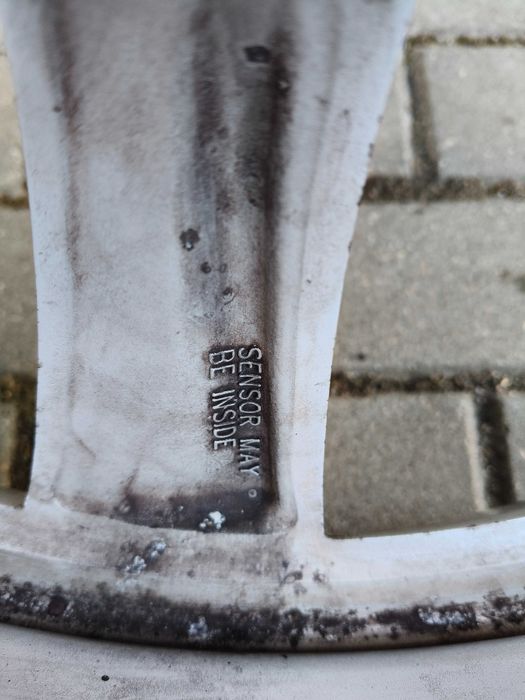 Felgi aluminiowe do Tesli