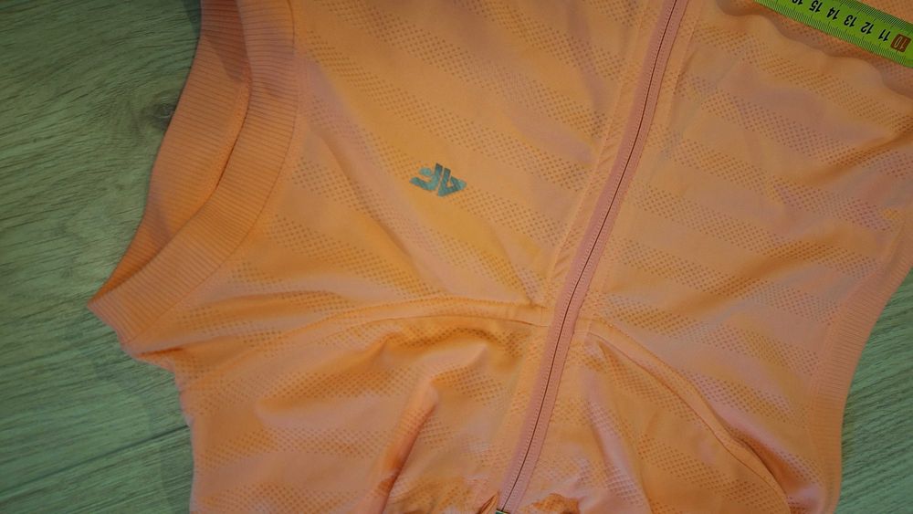 bezrękawnik treningowy 4F damski M