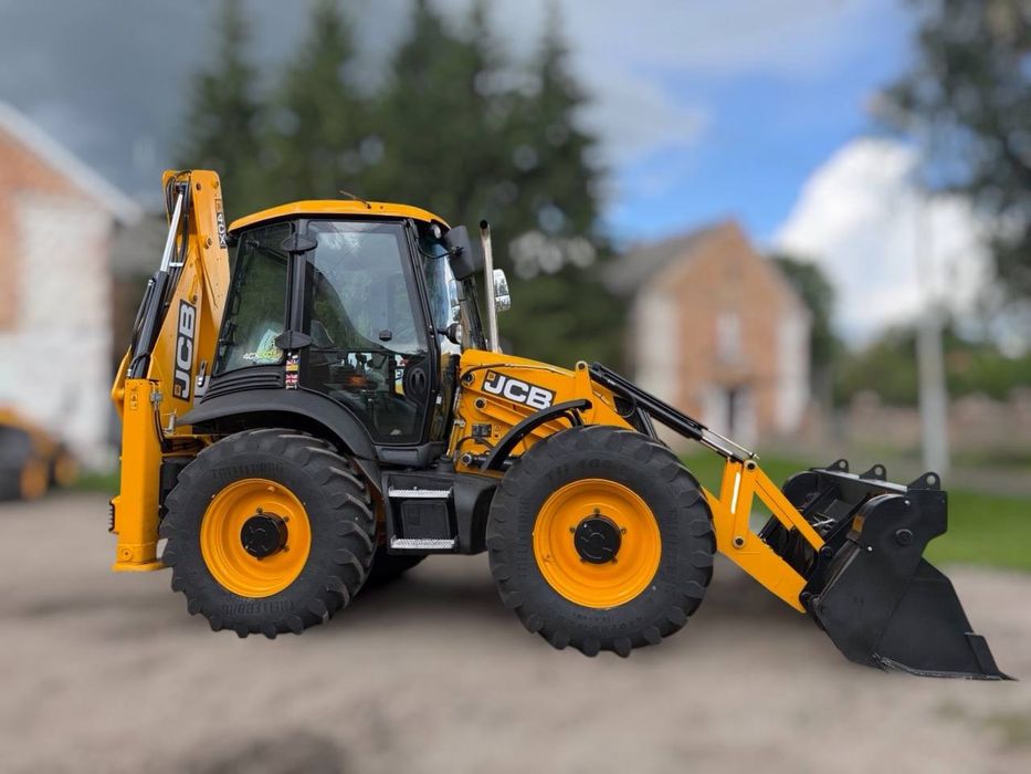 Послуги навантажувача, экскаватора(jcb,manitou). Вантажні перевезення Зил Камаз MAN самоскиди