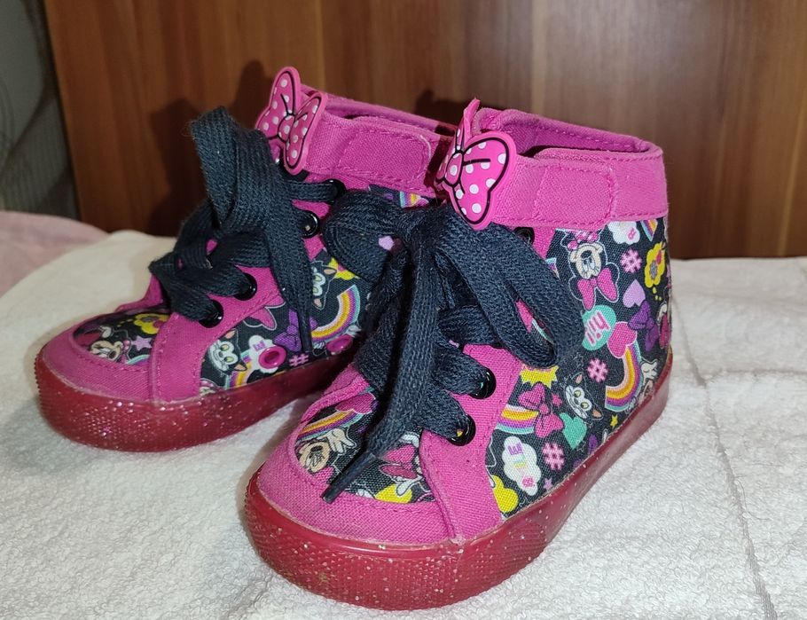 Кросівки для дівчинки чобітки демісезонні