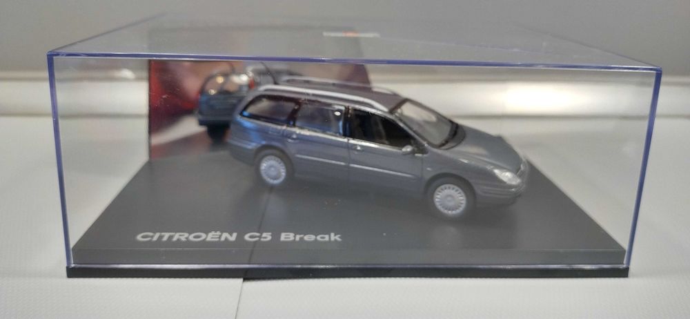 Citroen C5 kombi 1:43 NOREV