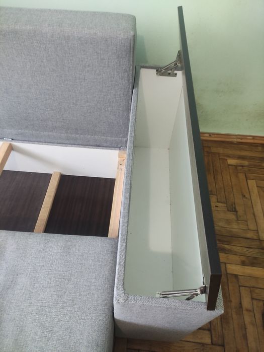 М'які меблі,  куток для вітьльні