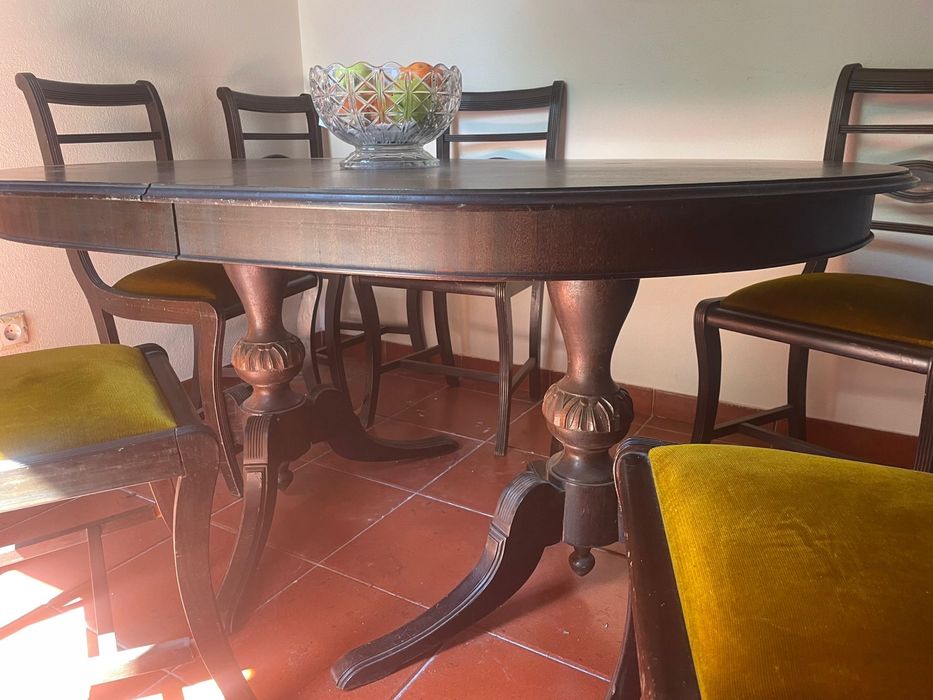Mesa de jantar em Madeira maciça457923866710528004