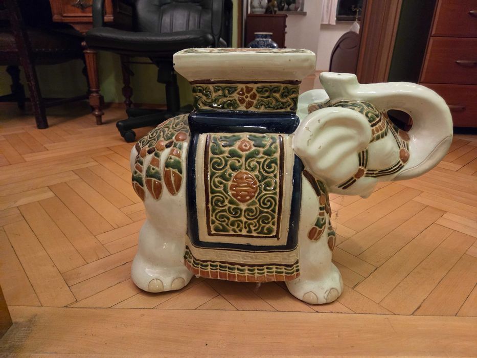 sprzedam figurę słonia