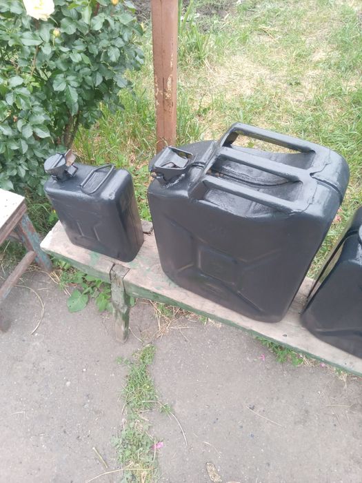 Канистры для бензина