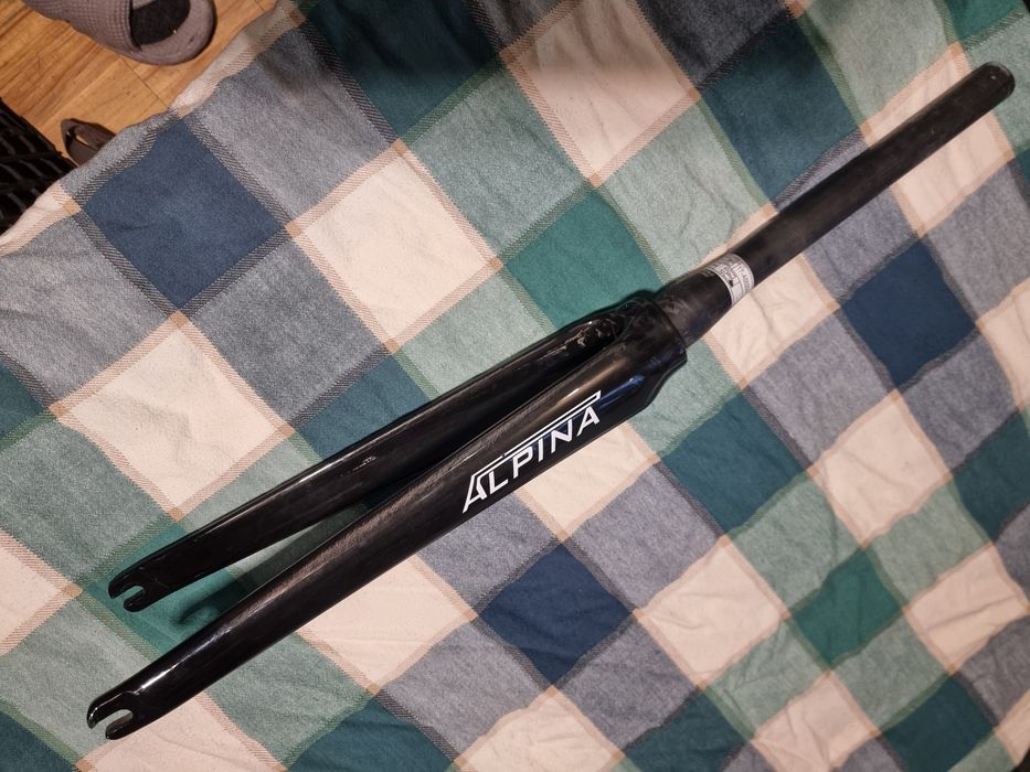 Конусна Вилка Alpina Full Carbon 11/8
