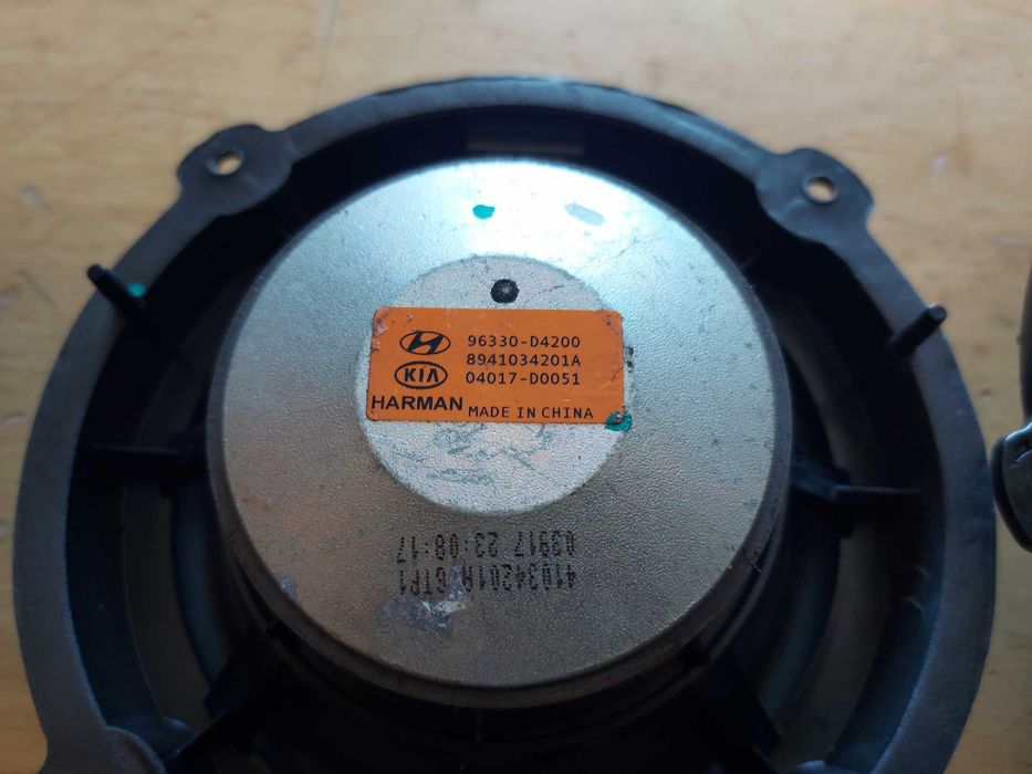 Amplificador e colunas Kia Optima Harman