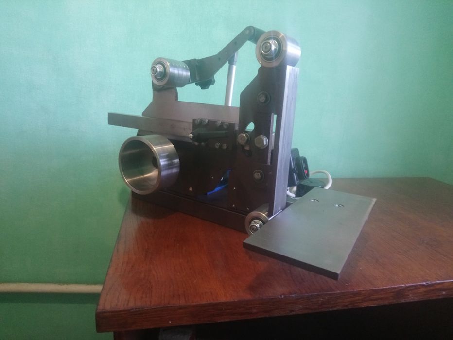 Гриндер (шлифовальный станок ).