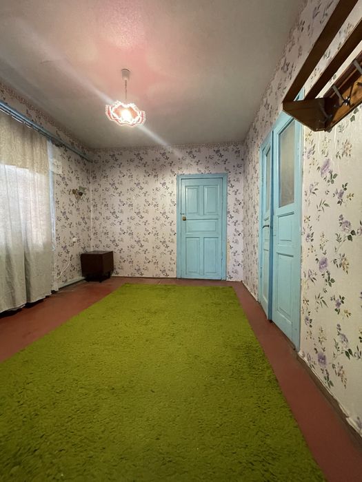 Продаж Двох Будинків по Ціні Одного.