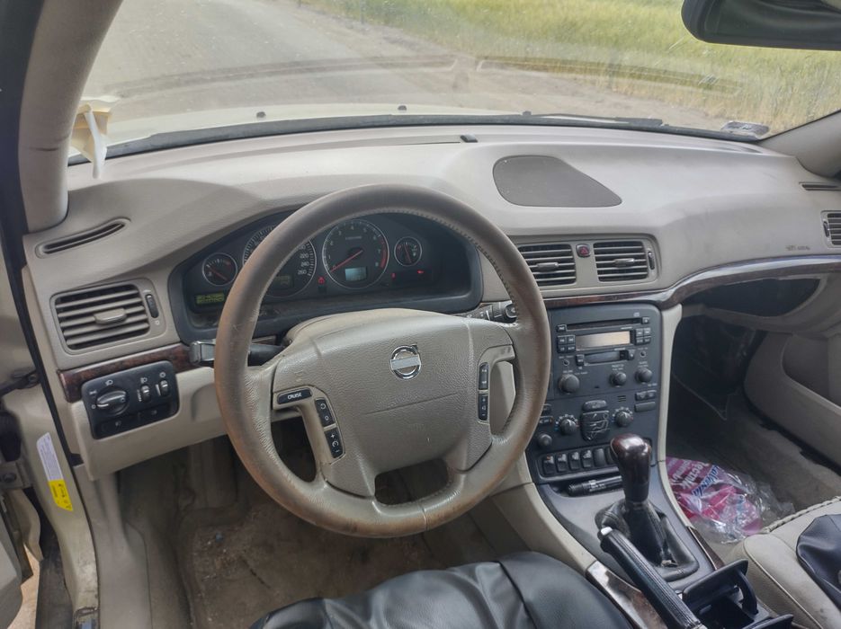 Volvo S80 - Na części - Drzwi / maska / błotnik / klapa / lampa / inne