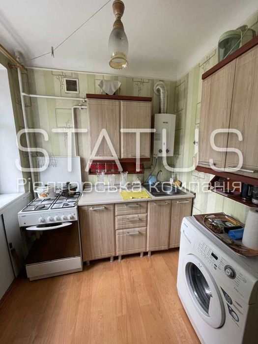 Продаж 3-кімнатної квартири. Поділ