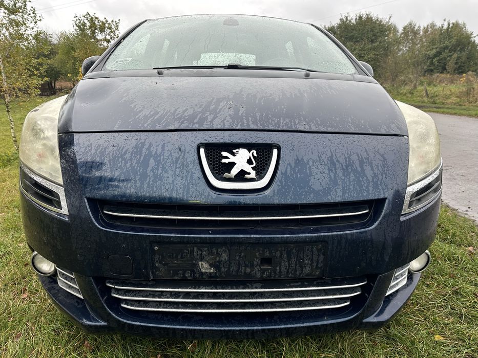 Накладка на туманку, під фару Пежо 5008 Peugeot Разборка бампер перед