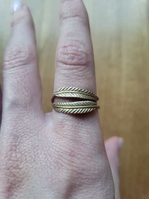 Anel Penas Douradas - MESH