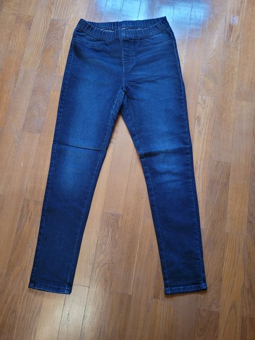 Sprzedam damskie spodnie jeansowe marki Esmara rozm 40