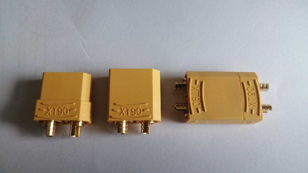 Роз'єми Amass  XT90