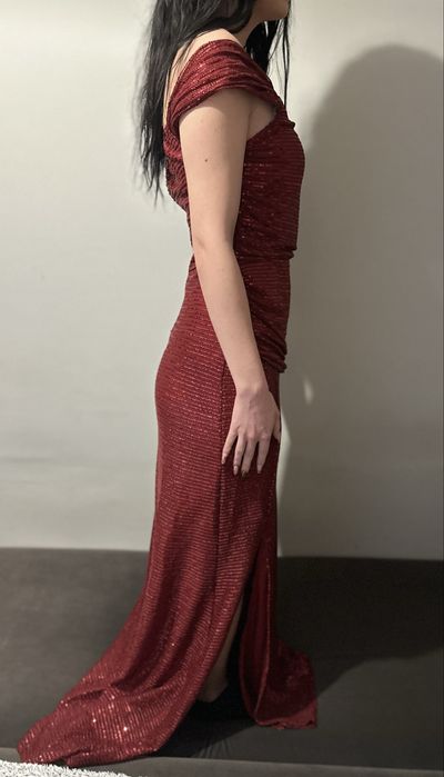 Sukienka wieczorowa z cekinami (inspirowana BabyBoo)