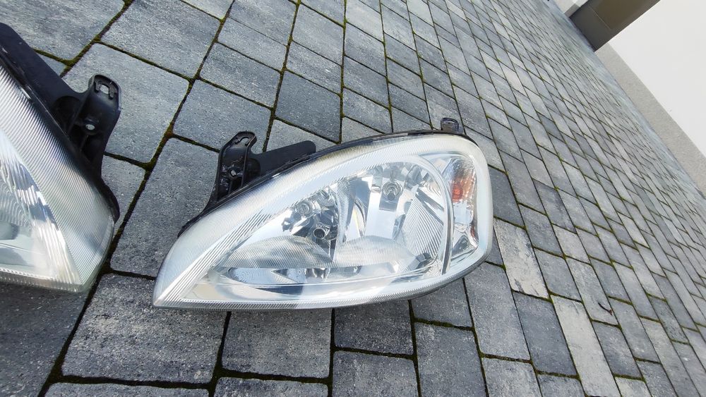 Lampy przednie przód Opel Corsa C Oryginał Europa