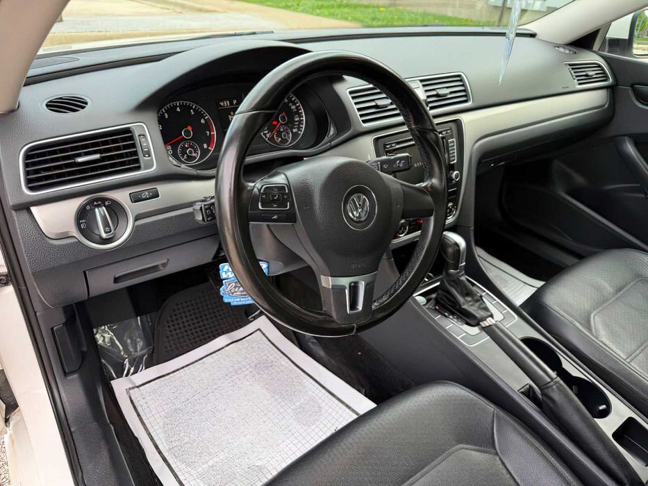 Volkswagen Passat      2015