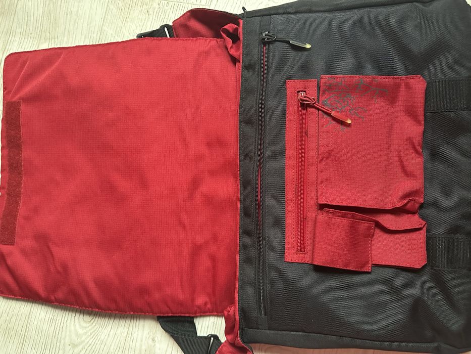 Сумка для ноутбука, документів.