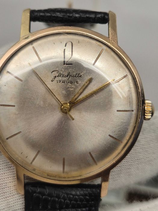 Męski zegarek *Glashutte*garniturowiec