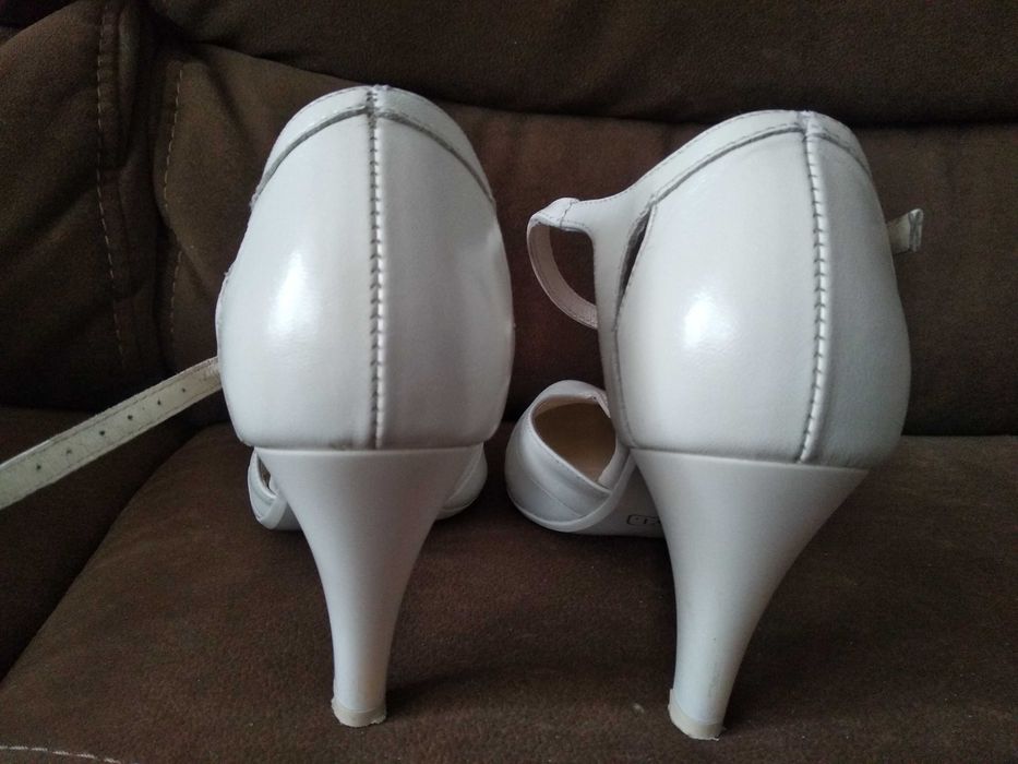 Buty ślubne 39 Kotyl