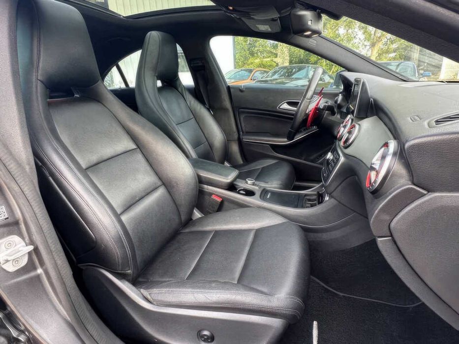 Mercedes-Benz CLA 250      2014