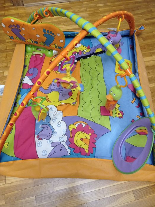 Продам Развивающий коврик Tiny Love Зоосад