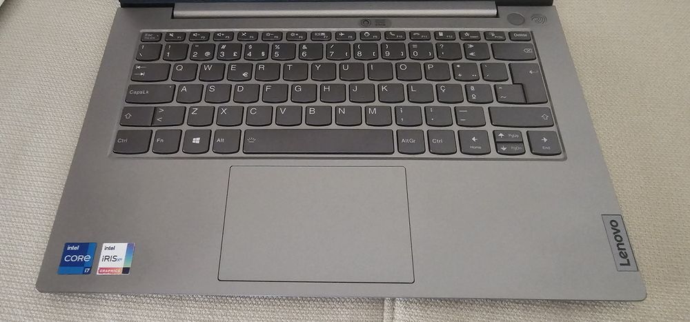 Portátil Lenovo ThinkBook 14 G2 ITL