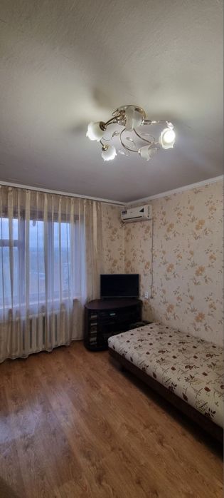 Сдам 2х комнатную квартиру район Крытый рынок.