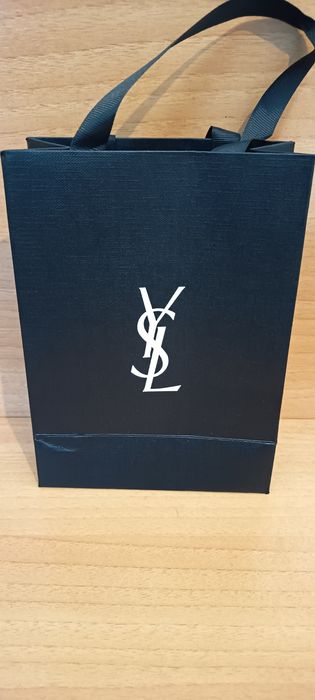 Yves Saint Laurent (YSL)