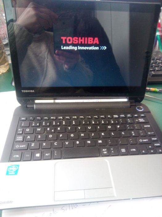 Toshiba nb10t-a-101