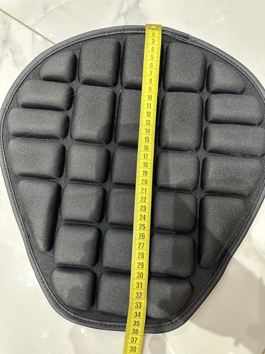 Накладка на сиденье мотоцикла