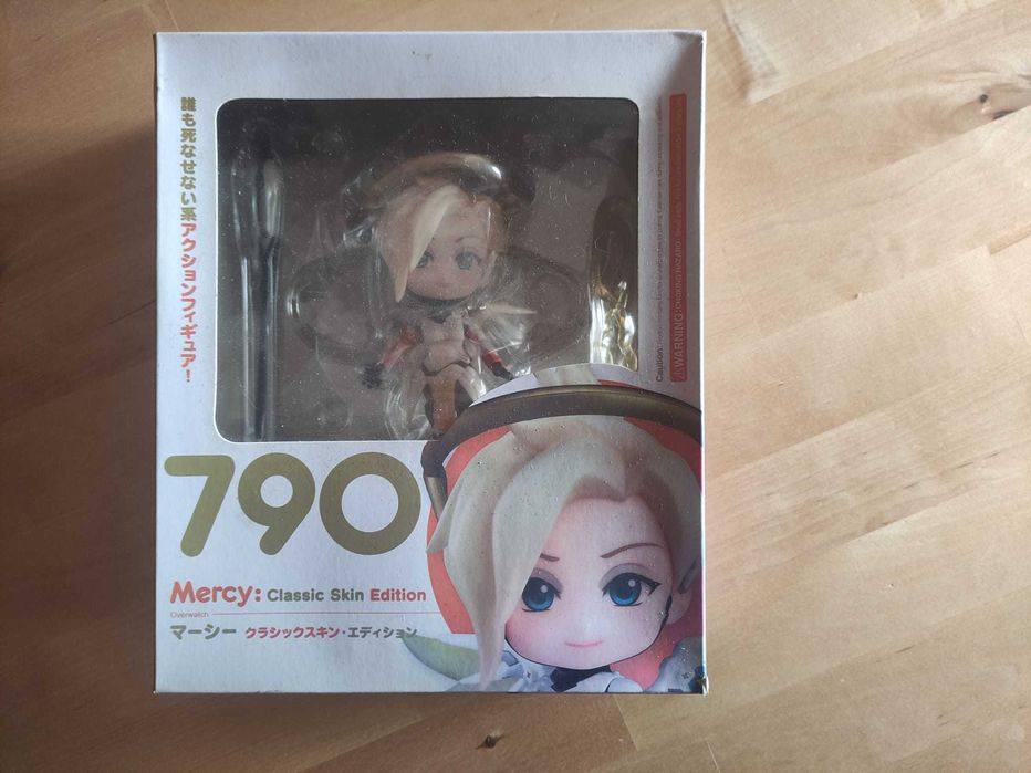 Nendoroid #790 Overwatch Mercy: Classic Skin Edition