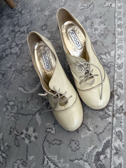 Buty czółenka Hugo bosss