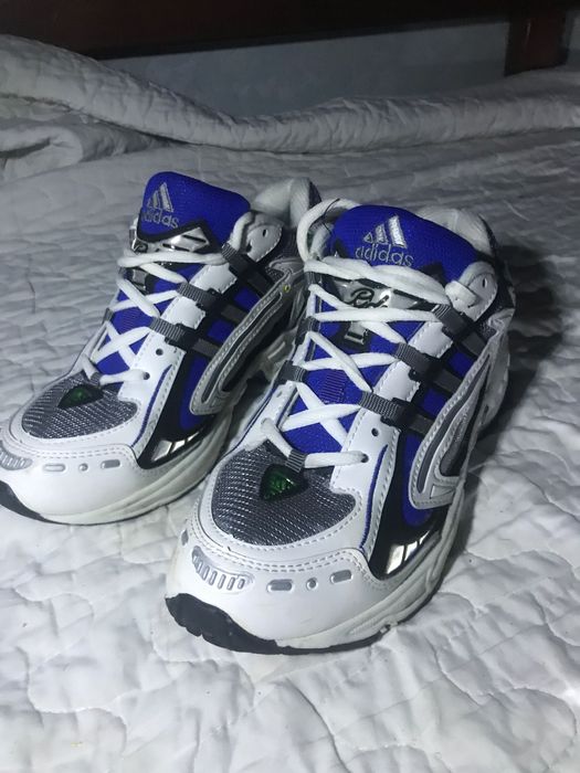 Adidas кросовки розмiр 42 в гарному станi