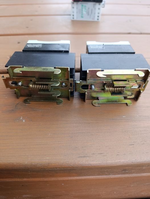 Przekaźnik polprzewodnikowy SSR Carlo Gavazzi RM1E40AA25 25A 400V – uż