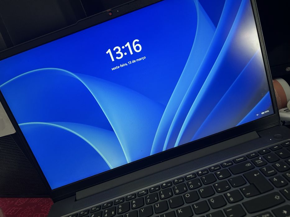 Lenovo IdeaPadSlim 3