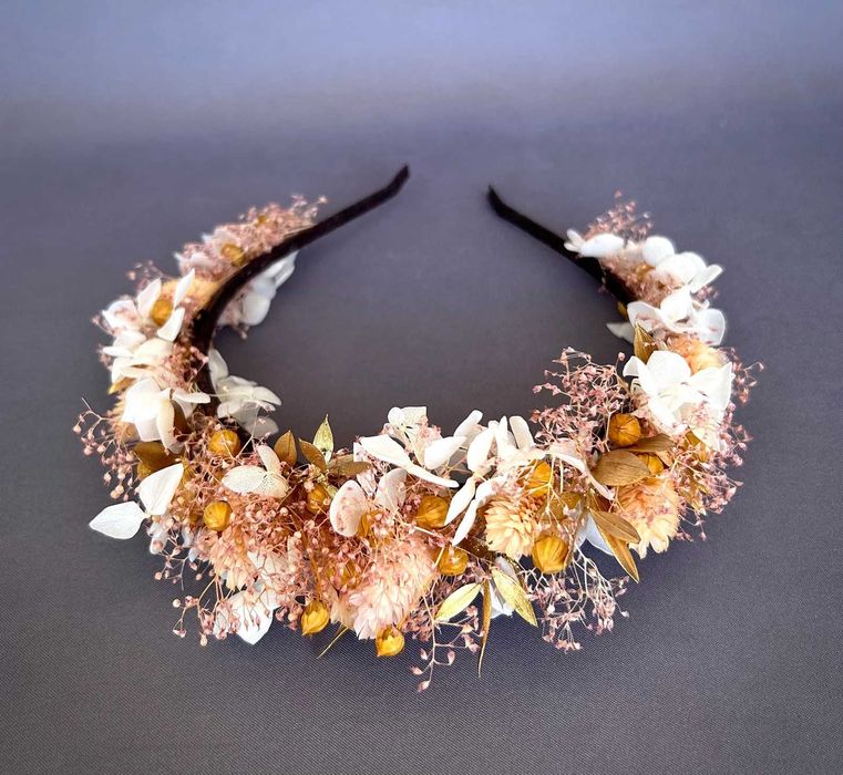 Bandolete artesanal com flores secas