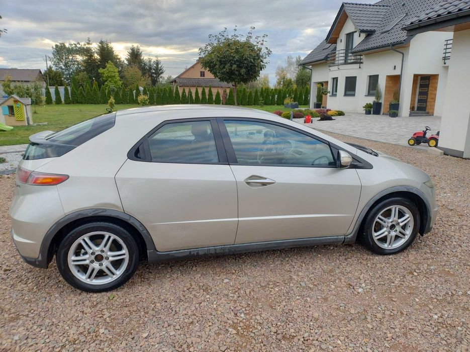 Honda Civic VIII 1.8 VTEC