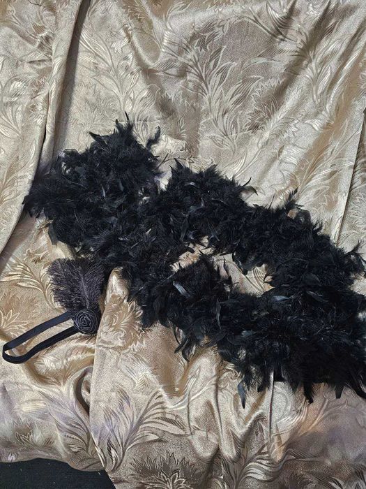 Боа і повязка на голову гетсбі