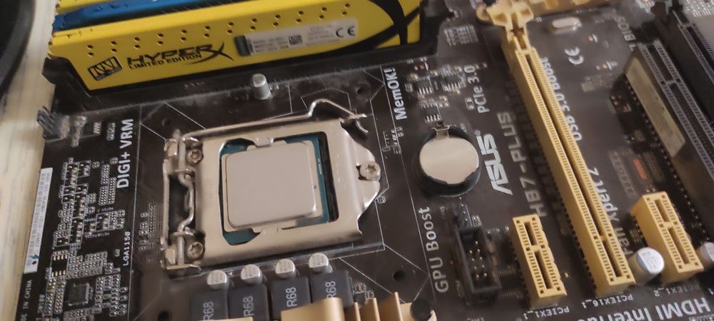 Intel core i5 4460 Продається зборка без відеокарти