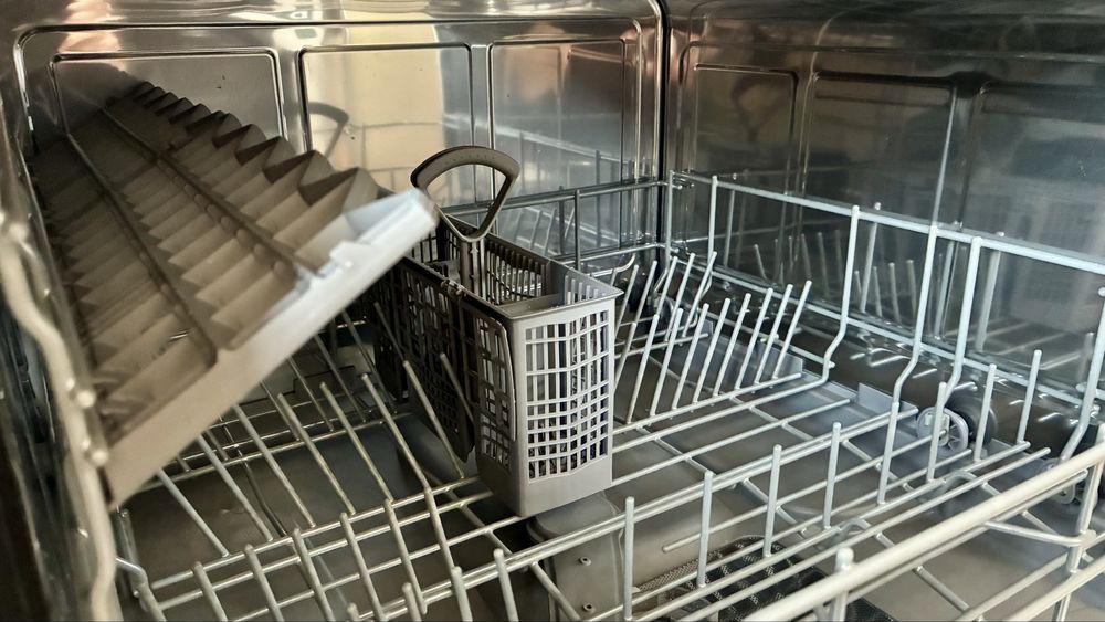 Máquina de Lavar Loiça Bosch (6 Conjuntos) SKS62E32EU - IMPECÁVEL