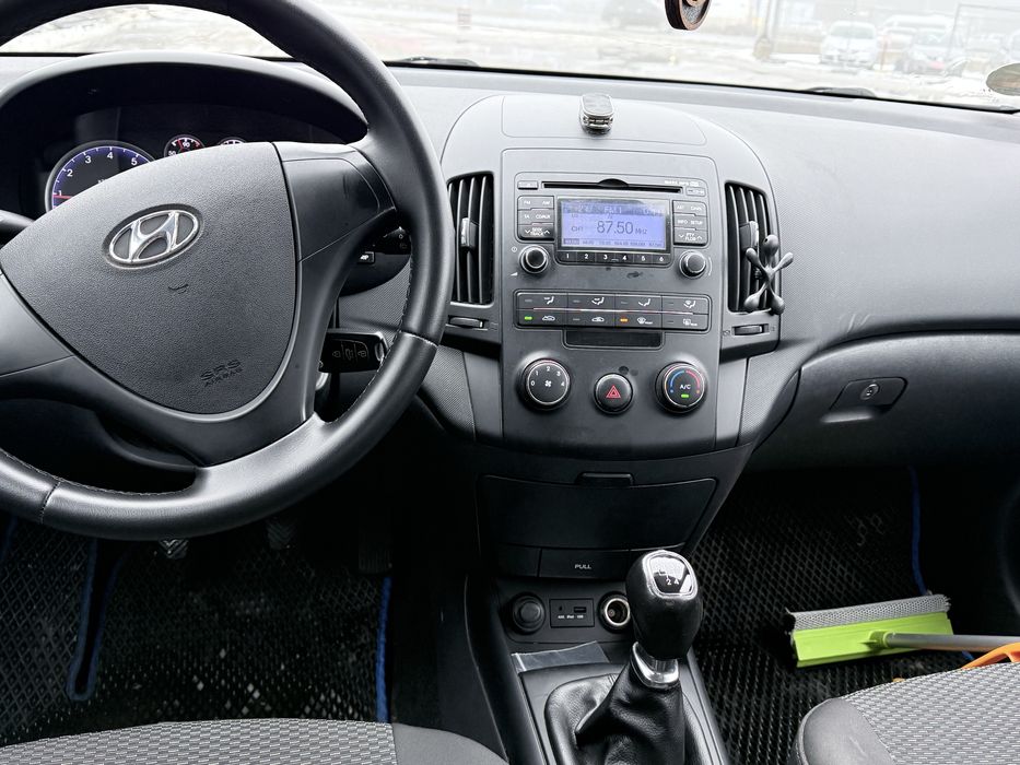 Hyundai i30 .2010 року з газом