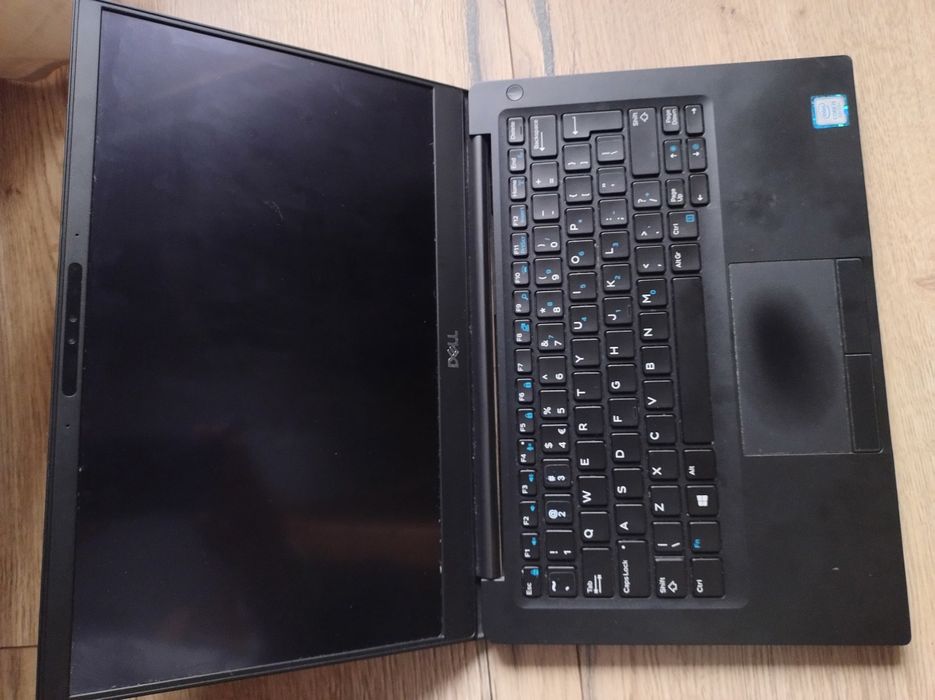 Dell Latitude 7390 ekran dotykowy