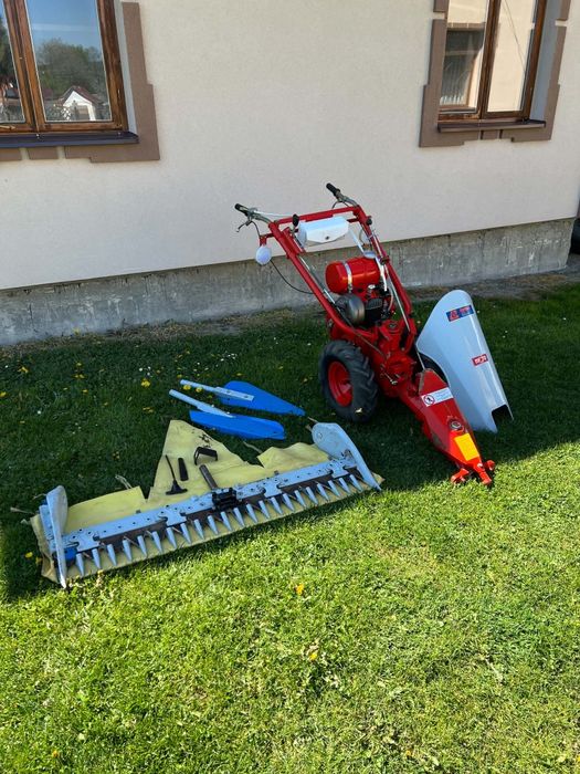Продам нову  чеську косарку МФ70