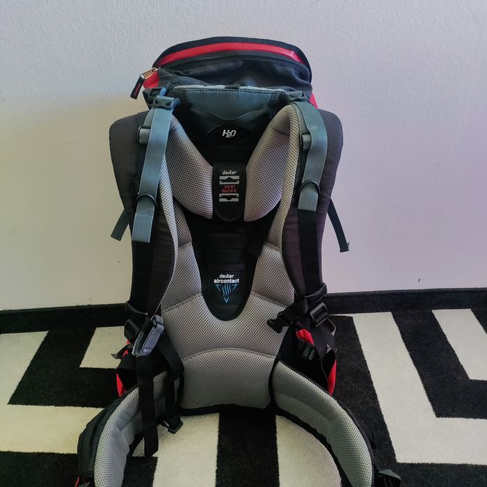 Туристичний трекінговий рюкзак Deuter 45+10Deuter 45+10