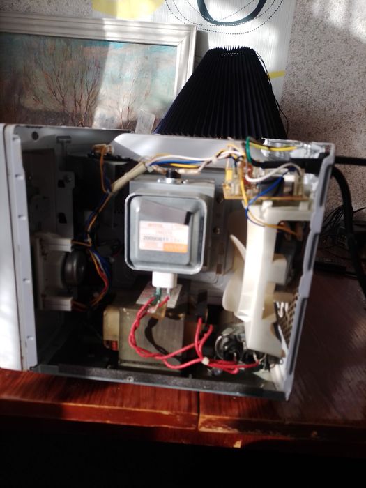 Микроволновка Дельфа б/у